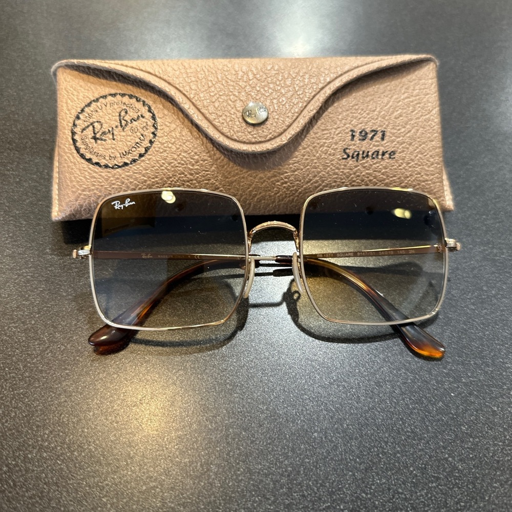 Ray-Ban Square Glasses with Brown Gradient